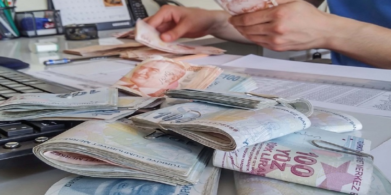 Emekliler Dikkat! Bu Şartları Sağlıyorsanız 40.000 TL Ödeme Yapılacak! Emekli Bayram Kredisi Hangi Bankalar Veriyor?