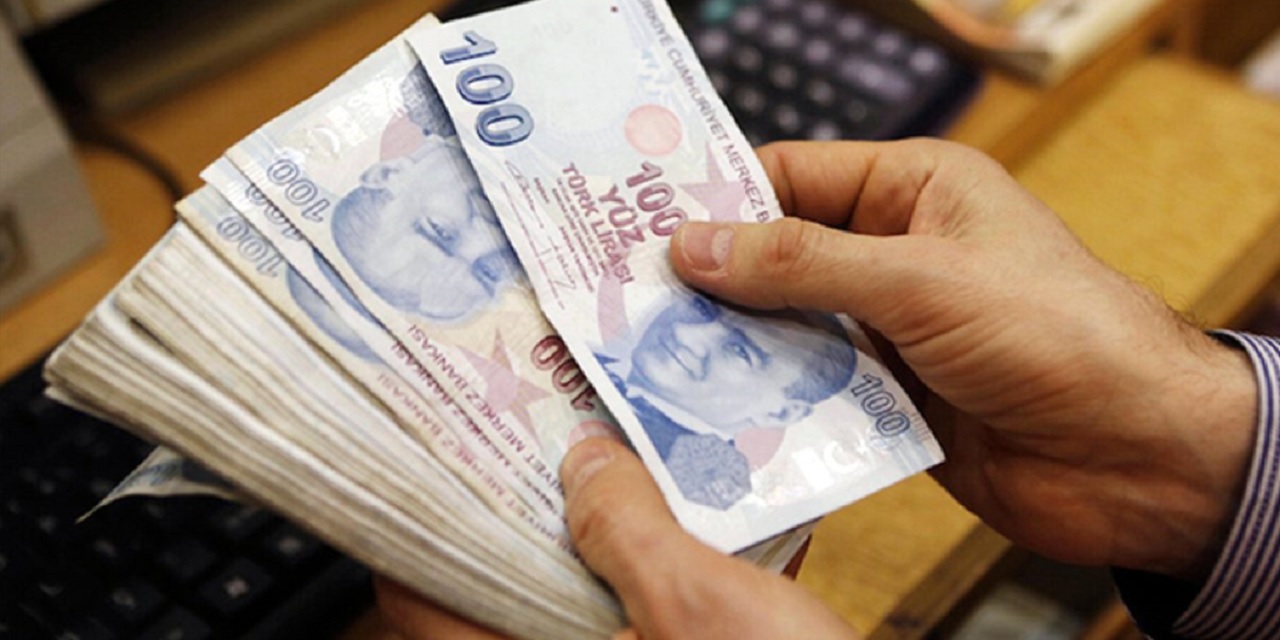 13,5 Milyon emekliyi mutluluktan havalara uçuracak bir adım geldi: 4.500.TL ödeme hesaplarınıza yatırıldı