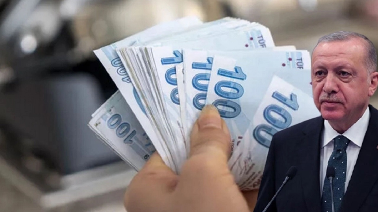 Dikkat Emekliye 1 maaş yılbaşı ikramiyesi müjdesi geldi mi!  İkramiyeler ne zaman hesaplara yatacak?