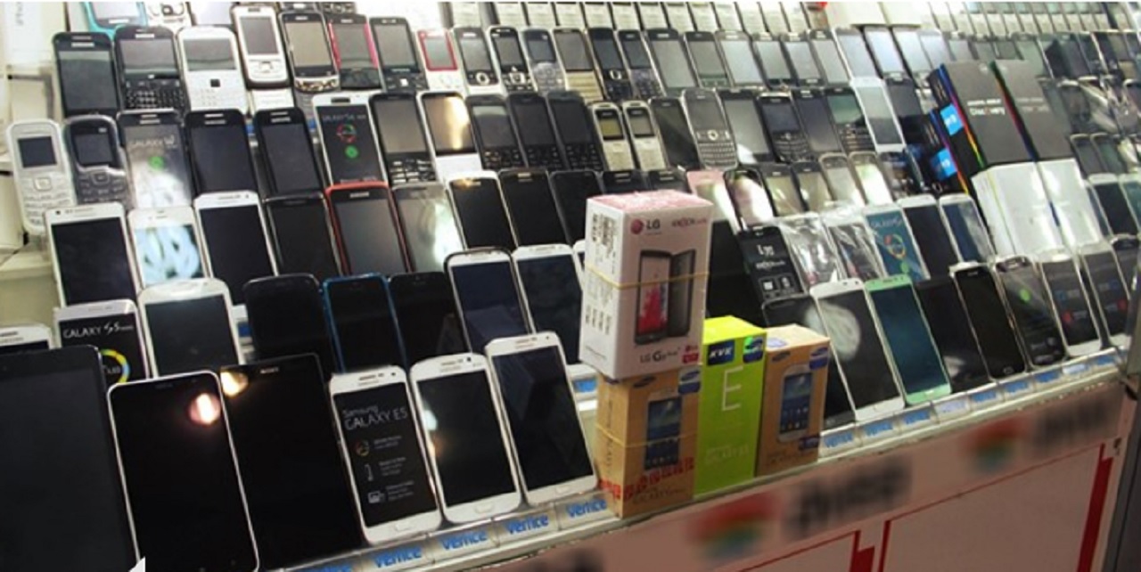 Son Dakika Cep Telefonlu Satış Raporu Ortaya Çıktı! 2013 'ten Bu Yana En Düşük Seviyede...