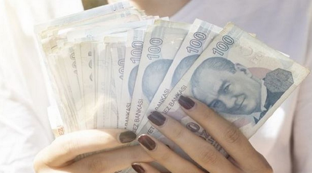 Tüm Emeklileri İlgilendiriyor! Mart Ayında Emekliye 9.000 TL Ödeme Yapılacak...