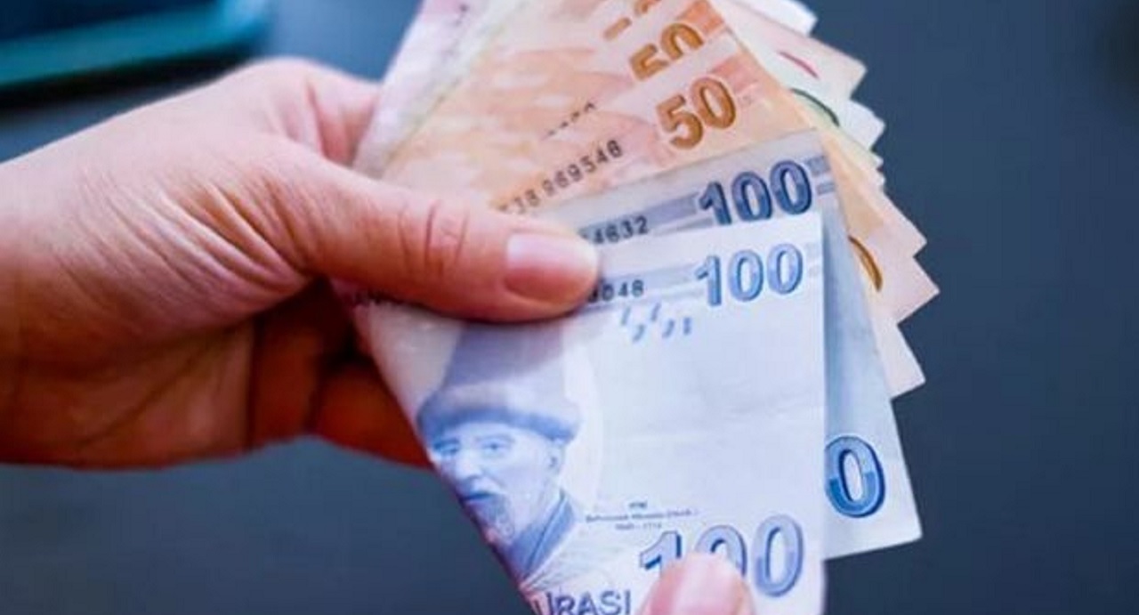 Emekliler Bayram Edecekler! 3000 TL Bayram İkramiyesi Tarihi Kesinleşti! İşte O Tarihler...