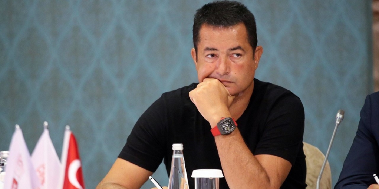 Son Dakika Acun Ilıcalı'dan Trafik Kazası Geçirdikten Sonra Acı Haber Geldi! Anne Babası da Trafik Kazasında Hayatlarını Kaybetm